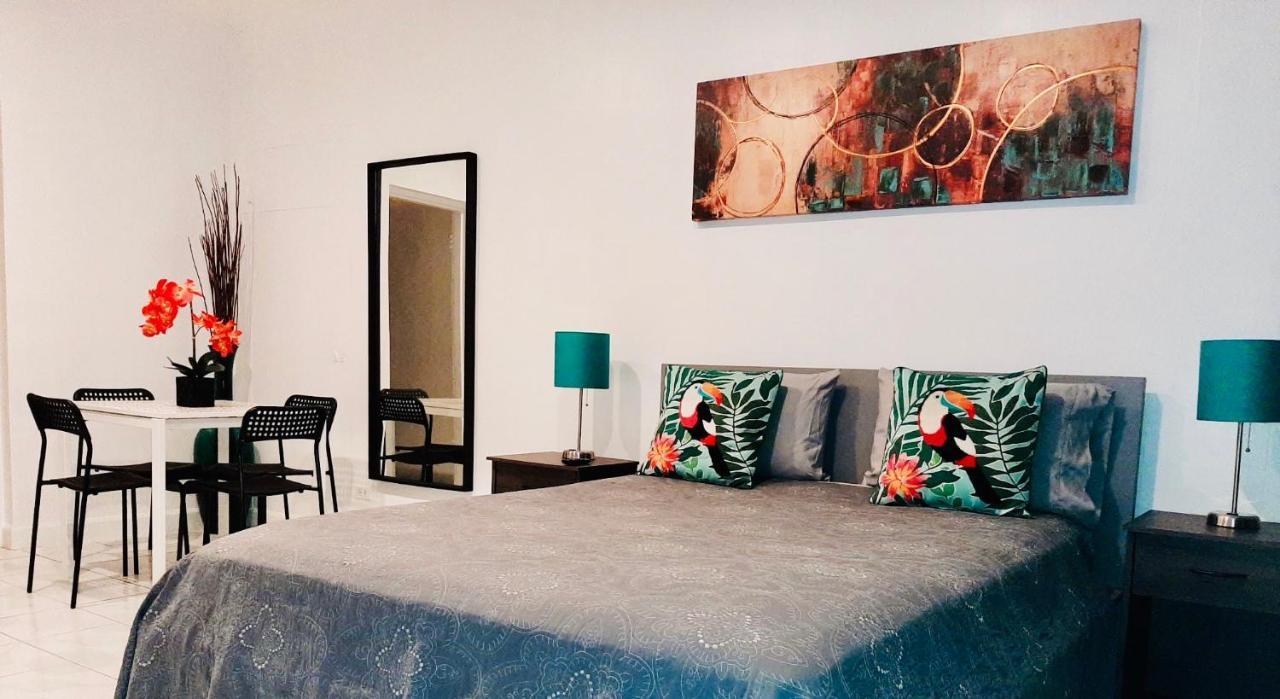 Hallandale Studio With Pool Daire Hallandale Beach Dış mekan fotoğraf